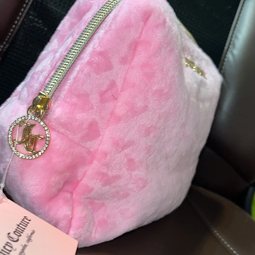 Juicy Couture Pink Heart-Patterned Travel Cosmetic Bag - Picture 4 of 6